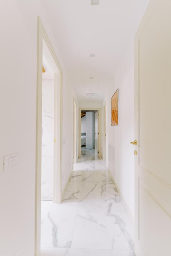 Casa King 2 Apartment โกโม ภายนอก รูปภาพ